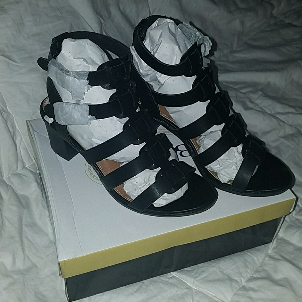 Black gladiator sandal